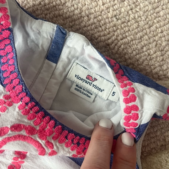 Vineyard Vines Size 5- Worn once - Picture 2 of 2